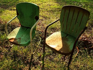 My first attempt at photographing the rusty lawn chairs in Dorothy's back yard yielded this image, which is pleasant but ultimately lacking.