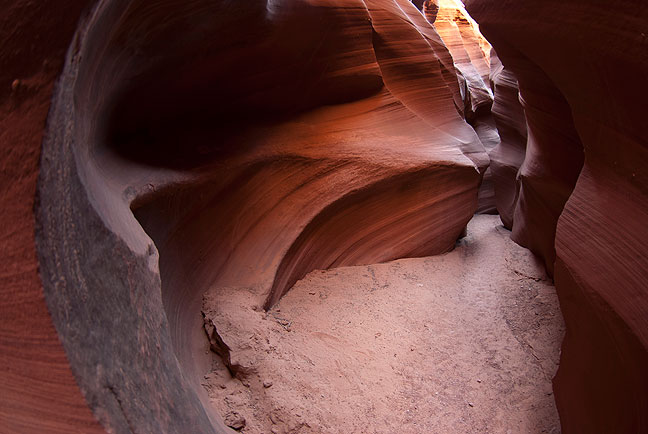 I made this image in 2012 at Waterholes Canyon near Page, Arizona, and I find the lines and curves very satisfying.
