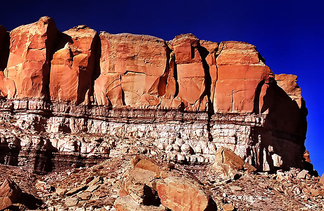 Cliff House Formation over Menefee Sandstone at Chaco Canyon New