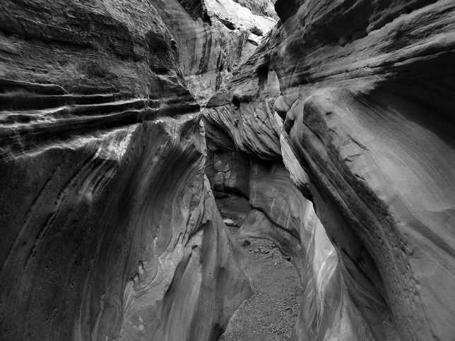 This image of Bell Canyon has very strong lines.