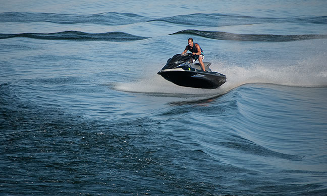 One cool thing we saw on Lake Powell was jet skiers taking advantage of our wake.
