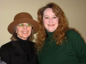 Nicole poses in her house with actress Diane Keaton.